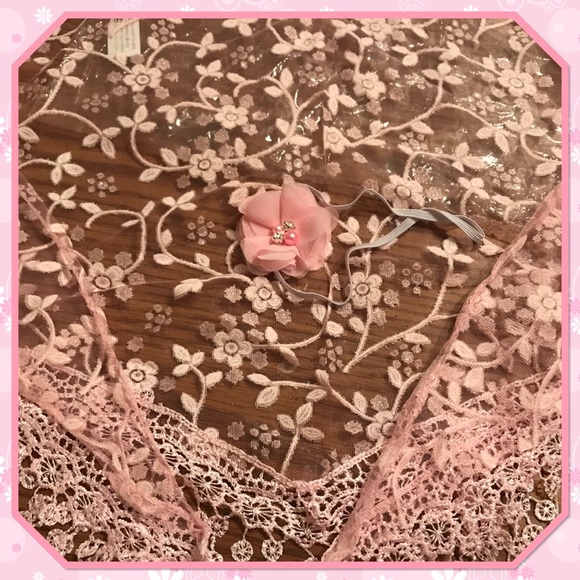 🌸Delicate Lace Cover Photo Prop🌸 - Picture 5 of 7